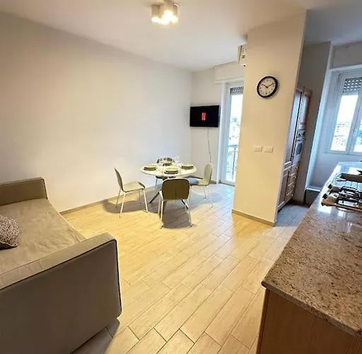Bam House - Romolo Daire *